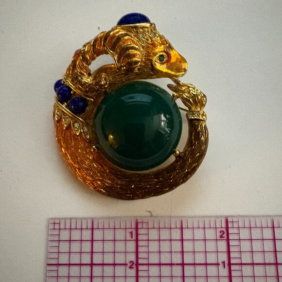Vintage Gem Craft ram's head brooch in gold metal, enamel and glass stones - Picture 7 of 9